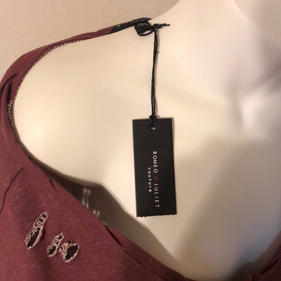 Romeo & Juliet Couture Distressed Knit Pullover - Picture 7 of 7